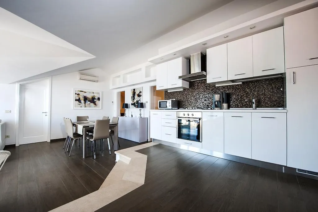 Corte Dei Merli Suite & Room Ровинь 3*,  Хорватия